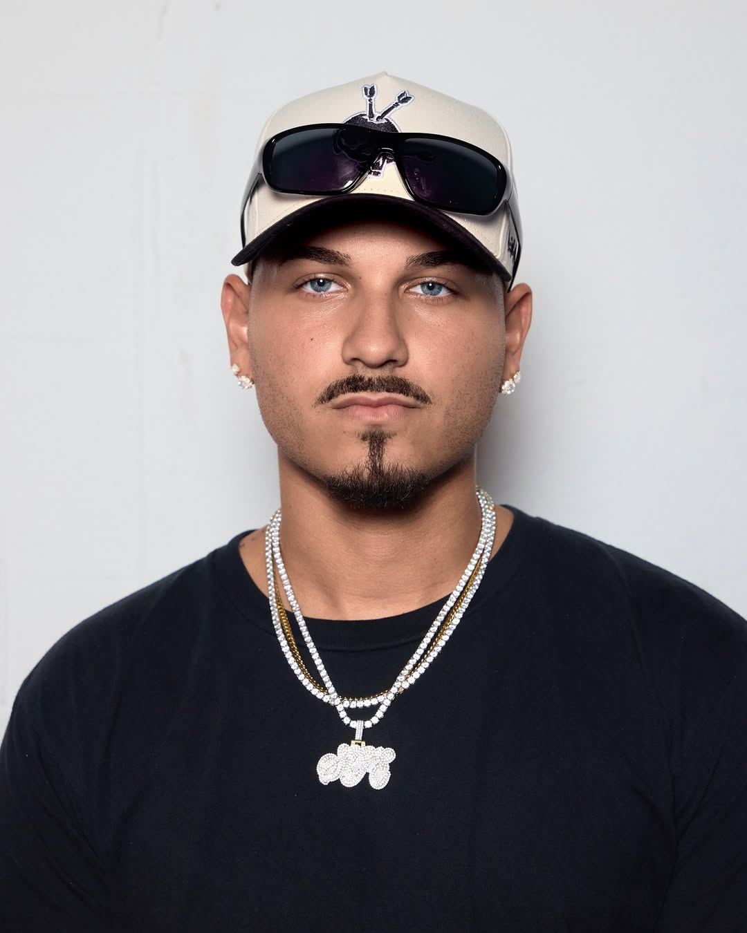 SEBASTEAN GONZÁLEZ