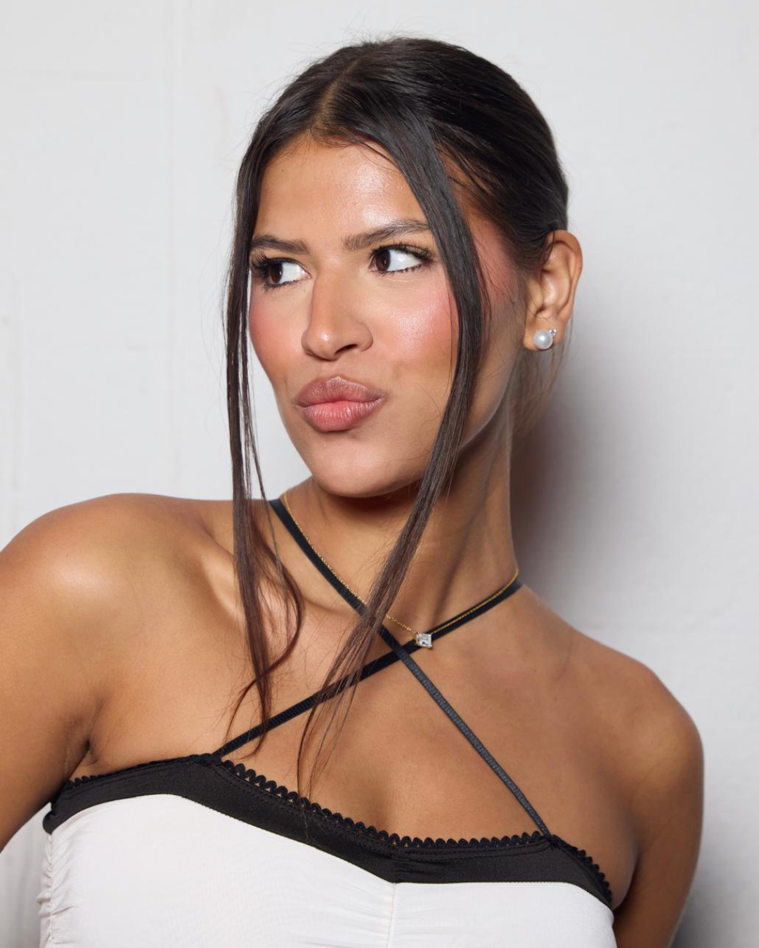 YAISOL MARI CRUZ