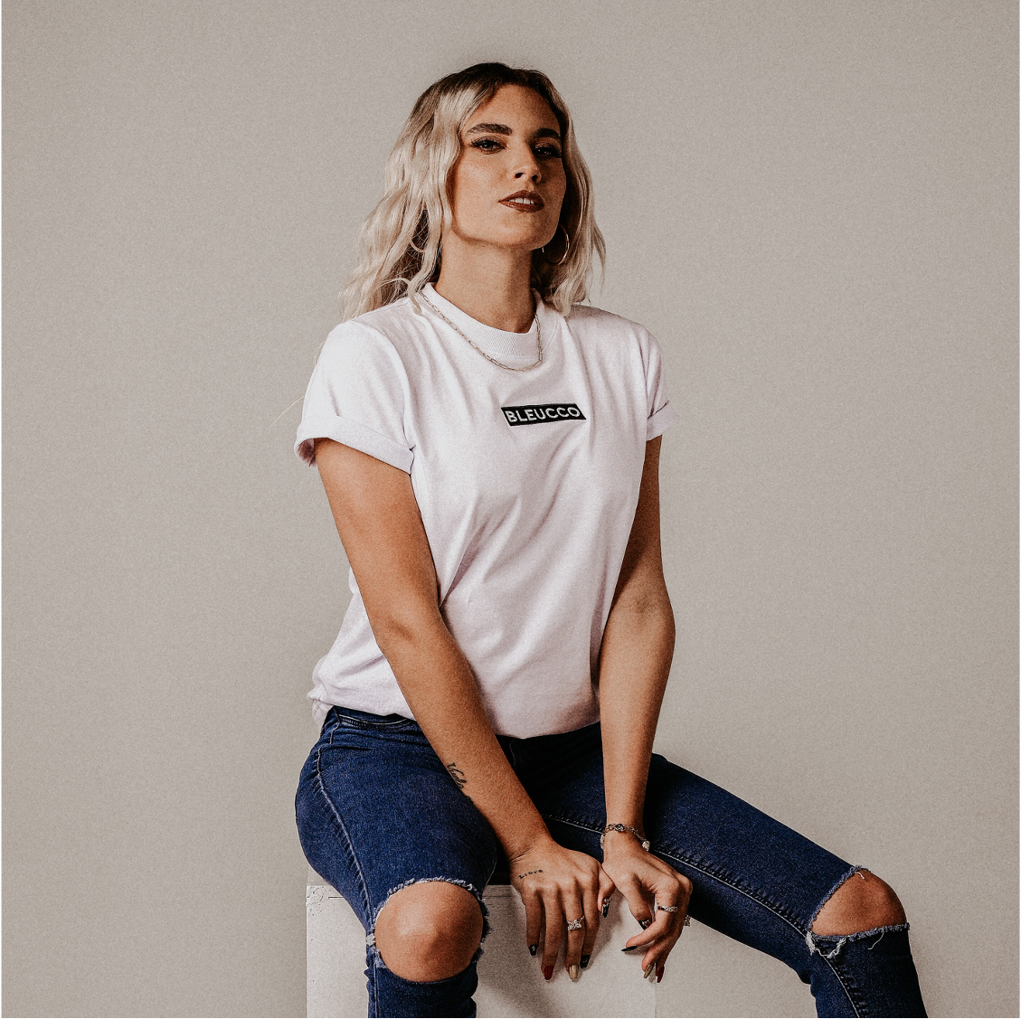 WHITE LOGO TEE